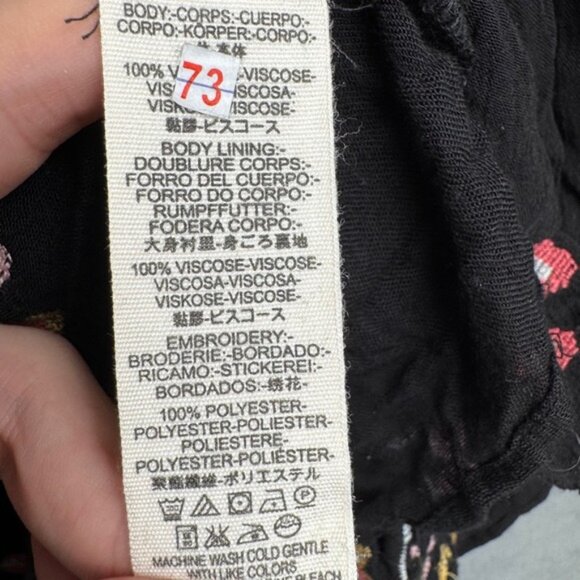 Free People Te Amo Mini Dress XS Embroidered Floral Boho Bell Sleeve Black - Picture 8 of 9